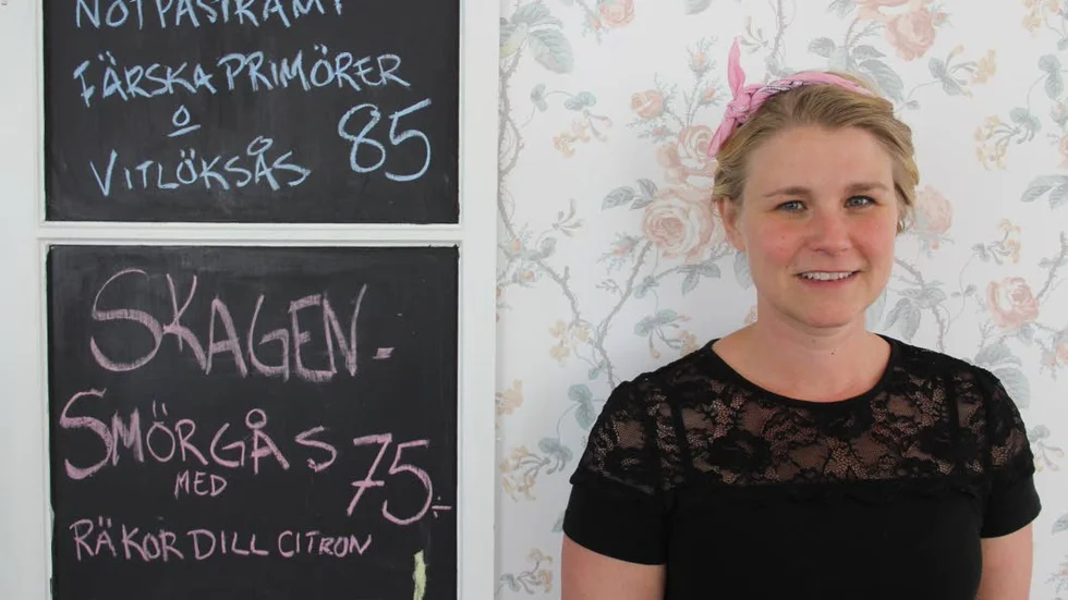 Sara Borgs syster hoppade av kaférörelsen och gick tillbaka till sitt jobb som hälsopedagog. Men Sara fortsätter att driva Strömsbergs kafé.