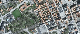 Nya ägare till fastigheten på Västra Kyrkogatan 26B i Västervik - prislappen: 3 000 000 kronor
