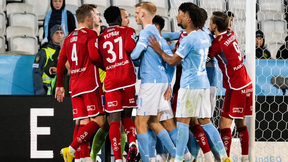 Lite gruff i matchen mellan Malmö och IFK. 