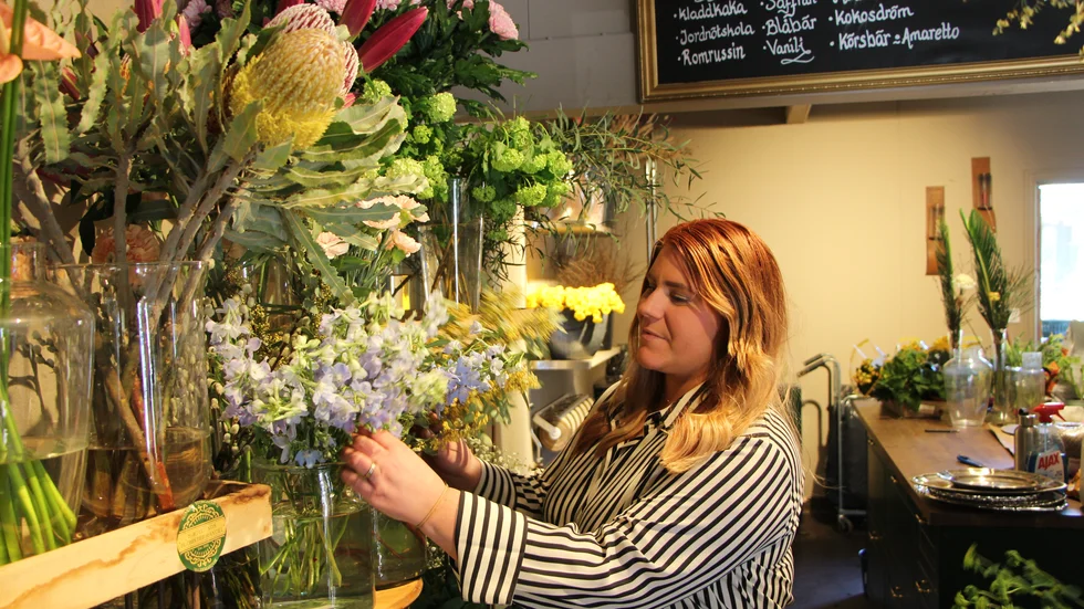 Floristen Louise Bäckstrand drömmer om någon gång i framtiden öppna ett riktigt kafé.