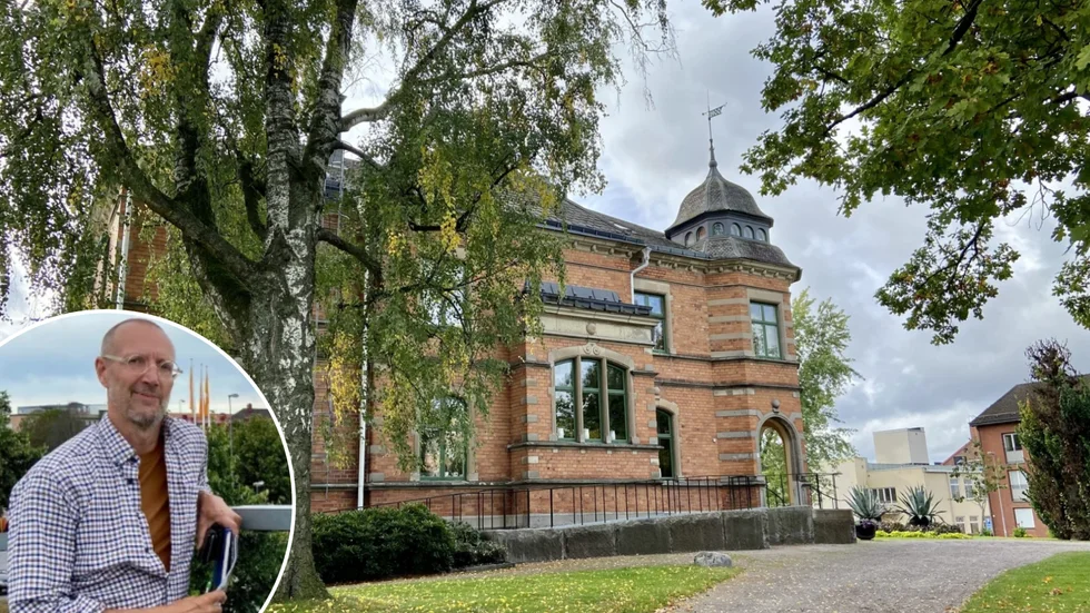 Magnus Runesson säger att det är oklart vem som ska bli ny fastighetschef i Katrineholms kommun. 