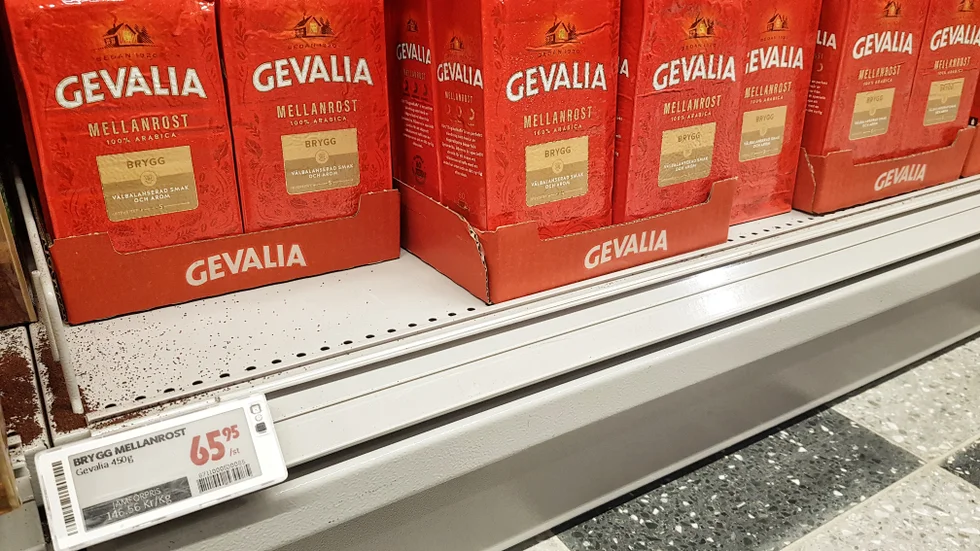 Ica centralt sätter stopp för Gevalias leveranser av allt utom standardvarianten av kok- och bryggkaffe på grund av kraftiga prishöjningar.