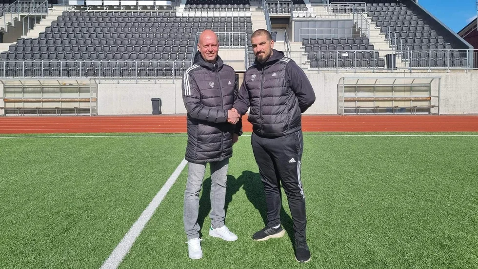 Tony Martinsson och Elias Hanna i IFK Norrköping och Motala AIF ser fram emot match på Motala IP 9 maj, med allsvenska spelare i lagen.