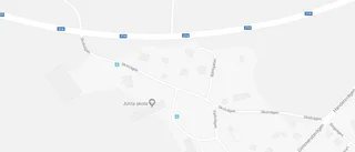 Nya ägare till 60-talshus i Äsköping, Julita - prislappen: 1 550 000 kronor