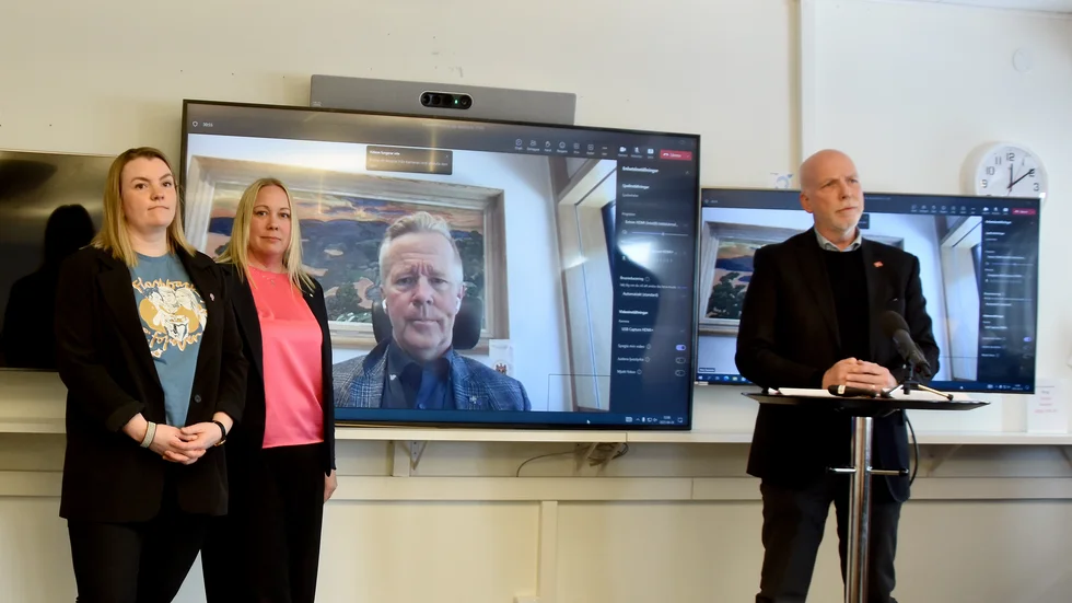 Den i insändaren åsyftade pressträffen med Kirunas kommunalråd Emilia Töyrä och Mats Taaveniku samt regionråden Camilla Friberg och Anders Öberg.