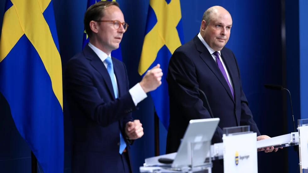 Utbildningsminister Mats Persson (L) och Patrick Reslow, skolpolitisk talesperson för Sverigedemokraterna.