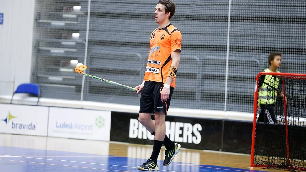 Tvåmålsskytt. Niklas Landström och IBK Luleå vände borta mot K4.