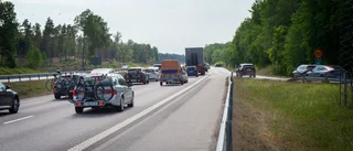 Långa köer på E4:an i fredagstrafiken