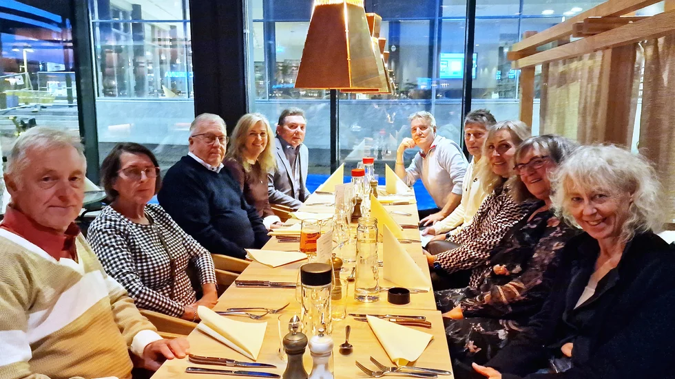 De som dök upp var från höger Ann Lidin, Aase Olsson, Maria Petersen, Kjell Andersson, Janne Bergdahl, Knut Eriksson, Boel Franck, Tommy Alhag (lärare), Lilian Nyström och Tor-Erik Huuva. Deltog första kvällen gjorde även Margareta Stålnacke.