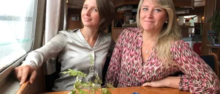 Fartig båtfärd mot bastu och teater på skärgårdsö