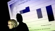 OPTIMIST. Antalet arbetslösa kommer att öka nästa år, men 2011 vänder det på allvar, säger Tina Ersson som igår presenterade arbetsmarknadsprognosen för de kommande åren.