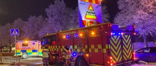 Bilar i krock i centrala Enköping