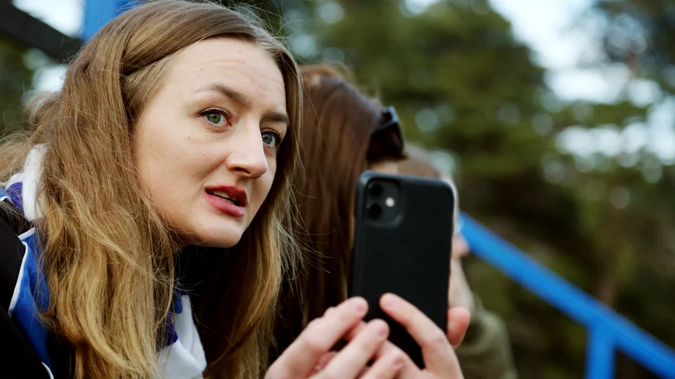 Clara Pettersson är nominerad till Svenska Supporterpriset för sitt engagemang i Hansa Ultras som stöttar Hansa-Hoburg.