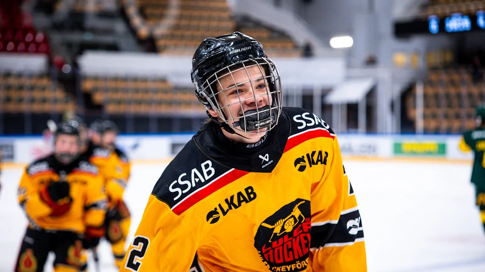 "Att ta en plats i A-laget är en dröm", säger Linus Funck.