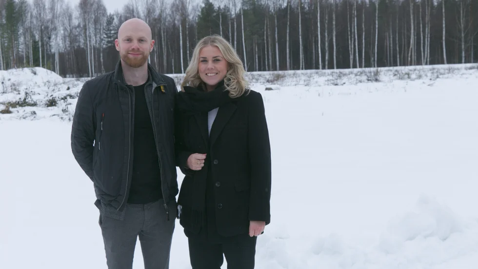 Tim Larsson och Kajsa Lindmark från Egenlokal berättade i november om den tilltänkta etableringen i Piteå. Nu stoppas projektet då för få lokaler är sålda. (Arkivbild)
