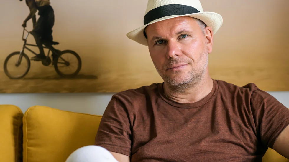 Mattias Löw gör en dokumentär om Paul Belosic.