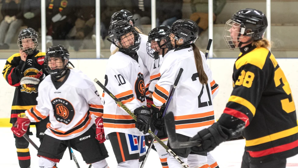 Uppsalajubel i derbyt på bortaplan mot SHK i seriepremiären.