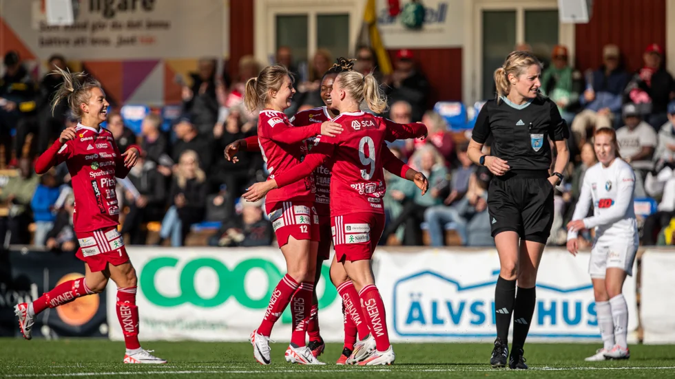 Vi hoppas att fler företag i Norrbotten och Västerbotten vill investera i vår klubb så att vi kan fortsätta leverera damfotboll på samma höga nivå även i framtiden, skriver styrelsen för Piteå Dam.