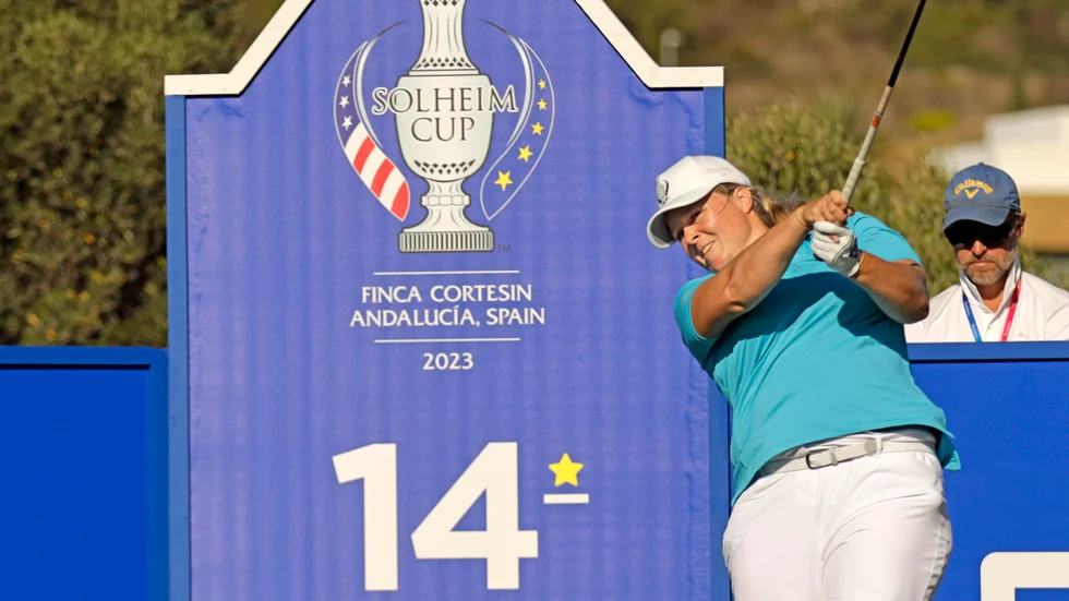 Caroline Hedwall under ett inspelsvarv inför Solheim Cup.