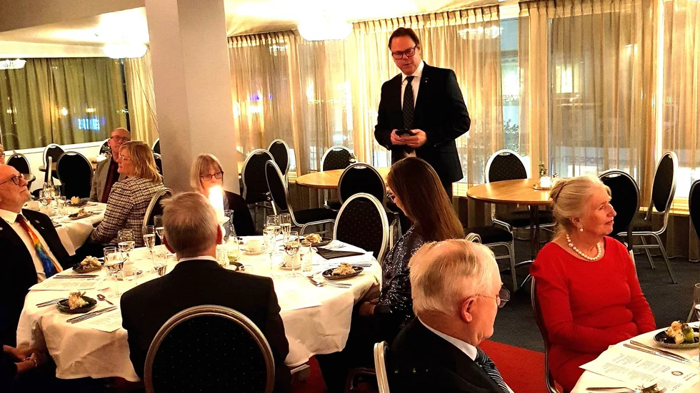 Klubbens president Roger Arespång hälsade välkommen.
