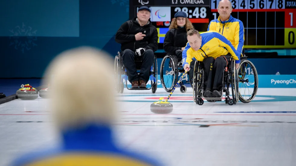 Insändarskribenten vill höja statusen för parasport. Här ses Sveriges rullstolscurlingl under vinter-Paralympics i Pyeongchang i Sydkorea 2018. Arkivbild.
