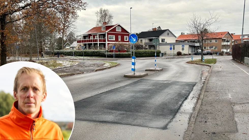 Tre så kallade supergupp har byggts i korsningen mellan Prins Bertils gata och Vasavägen. På bild ses också Markus Mellstrand, projektledare för infrastruktur på samhällsbyggnadsförvaltningen i Katrineholms kommun. 