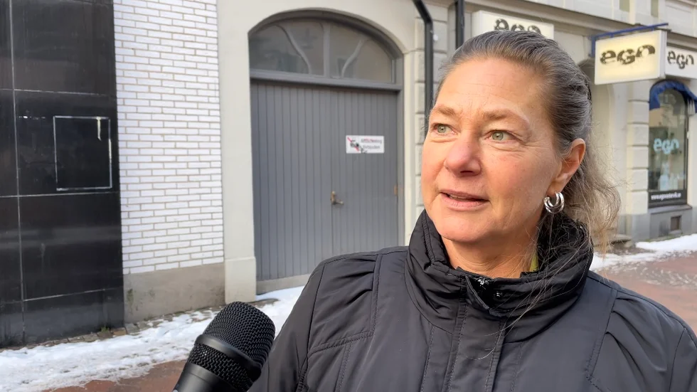Liz Pettersson använder sin mobiltelefon till sådant som att fotografera och leta inspiration.