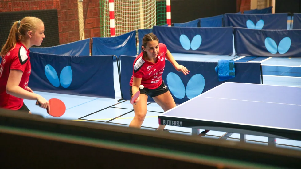 Maja Hansen och Maria Chrsitoforaki spelade bra i dubbelspelet mot Lekstorp. Duon vann i tre raka set.