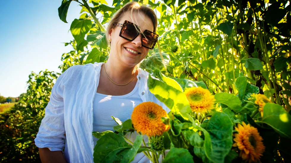 Monika Kakanauskaite från Oxelösund fick med sig ett fång solrosor hem. En ska hon ge till grannen.