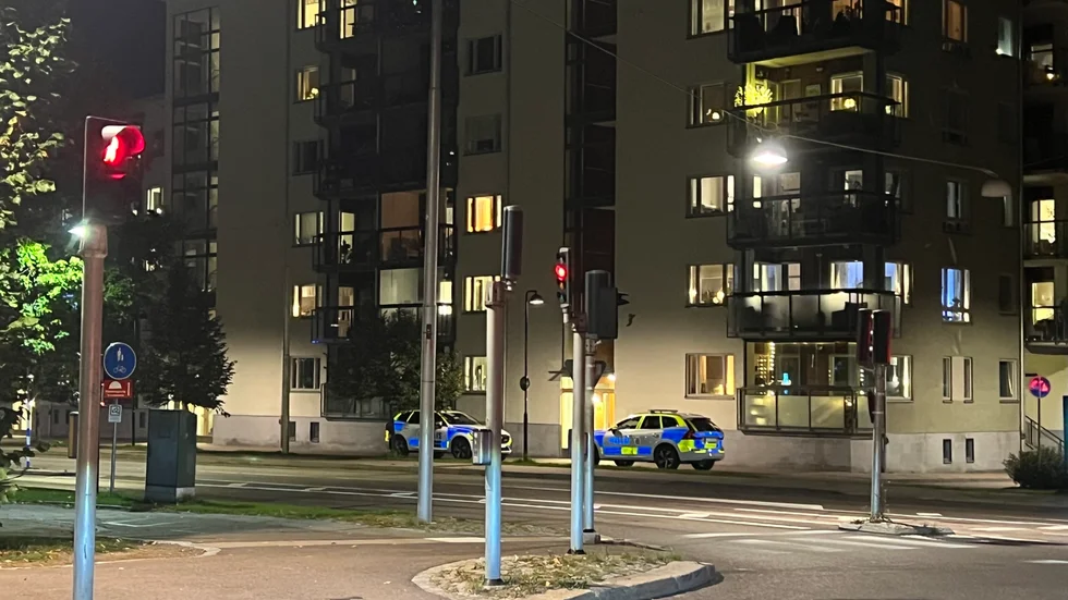 Larm om mordförsök i centrala Linköping på söndagskvällen. 