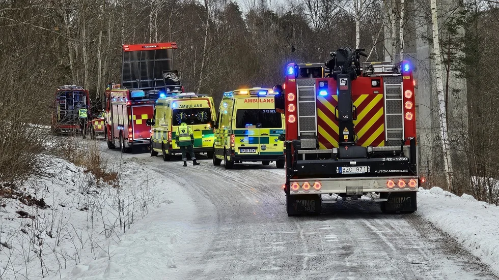 Tillbud med flera ambulanser och räddningstjänst på plats vid Norsholmsbron på nyårsdagen. 