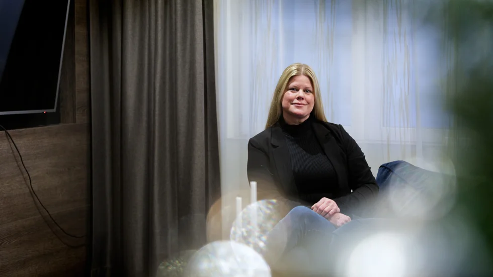 Thea Rantapää, från Gällivare, är ny hotellchef på Pite havsbad sedan i september. Då kastade hon sig rakt in i planeringen och struktureringen kring ankomsten av de franska turisterna. "Det är så kul, jag kan inte förklara det men det är så himla roligt."