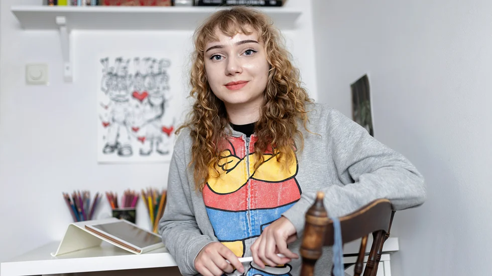 Cecilia Vårhed är aktuell med serieboken "Fattigt skryt".
