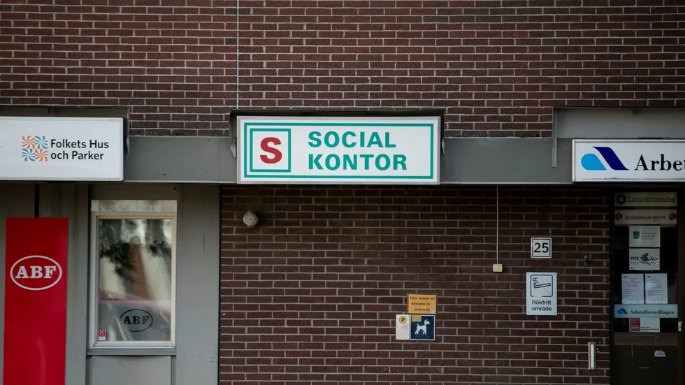 Oppositionen i socialutskottet reserverade sig mot beslutet. "Det gjorde mig väldigt förvånad", säger Peter Lundberg (KD).