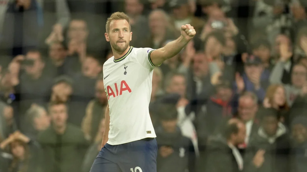 Tottenhams Harry Kane blev matchhjälte med ett straffmål mot Everton.