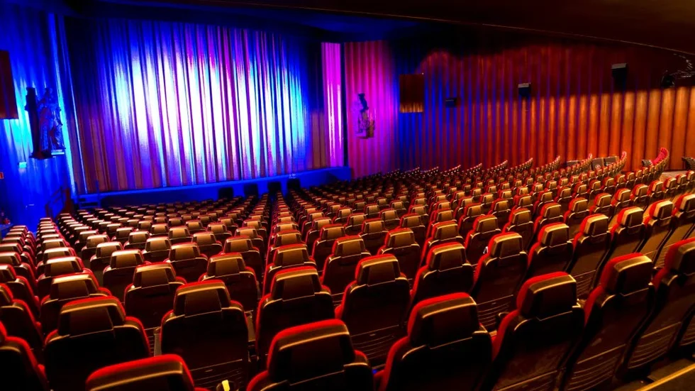 Nytt filmavtal. Debattörerna menar att filmpolitken har förbättrats med nya filmavtalet.