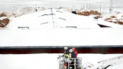 Räddningstjänsten i Piteå larmades vid lunchtid på onsdagen till en brand vid SCA:s sågverk i Munksund. Enligt uppgift handlade det om rökutveckling från ett överhettat transportband till en spånanläggning.