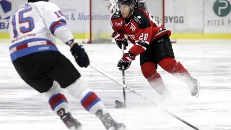 Paul-Allan Bamberg gör ikväll sin andra match efter knäskadan. Han tror att Piteås bättre spelarmaterial kommer fälla avgörandet mot Boden.