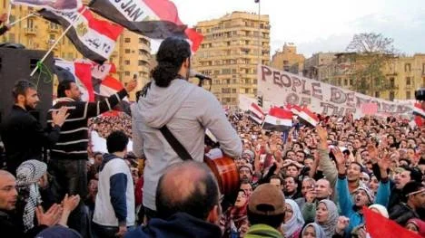 Den egyptiska sångaren Ramy Essam har blivit en av revolutionens frontfigurer och kallas "The voice of Egypt". "Jag är väldigt glad över stödet för det visar att jag sjöng för revolutionen, för demonstranterna. Att jag på något sätt kunde hjälpa dem, och det älskar jag."