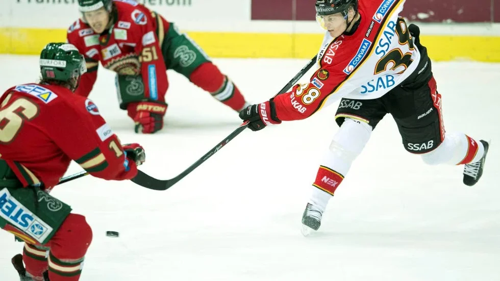 BOMMADE. Luleå Hockey brände chansen att skaffa sig ett bra utgångsläge inför slutspurten av serien genom att förlora sexpoängsmatchen mot Frölunda med 2-4.