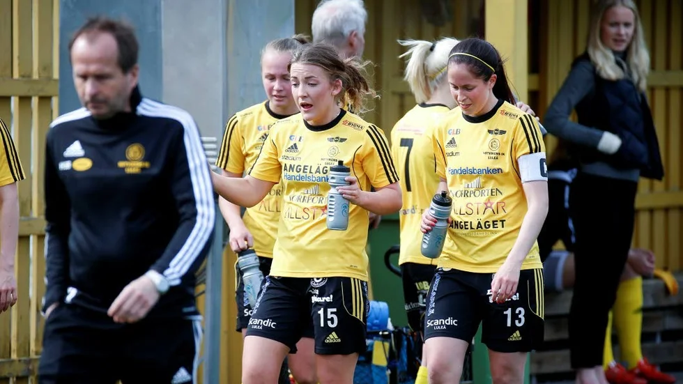 Trippel i torskar. Notvikens damer har det svårt och åkte på tredje raka förlusten under söndagen.