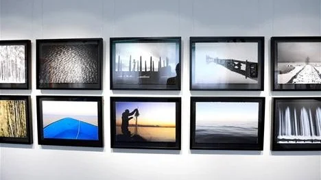 RETROSPEKTIV. Den första utställningen i det nya fotogalleriet är hans egna bilder. Utställningen heter "Jens Bäckström - en retrospektiv 98-13" och hänger fram till september.