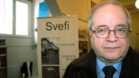VIKTIGA TRADITIONER. Statssekreteraren från det finländska statsrådets kansli, Risto Volanen, ville lyfta frågan om hur viktig den svenska traditionen är i Finland och tvärtom.