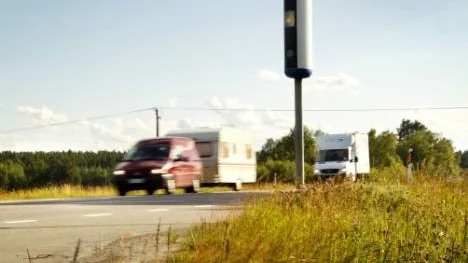 Polisen har presenterat ett nytt system som ska underlätta arbetet med att hitta bilar som är obeskattade, oförsäkrade och har körförbud. Kameror kommer läsa av registreringsskyltarna och automatiskt koppla upp mot ett register. (Arkivbild)