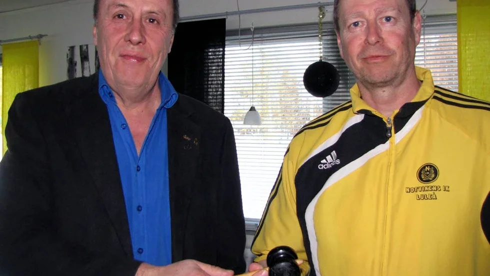 Ordförande. Notvikens ordförande Börje Lööv (t.v) välkomnar samarbetet med Lira BK.