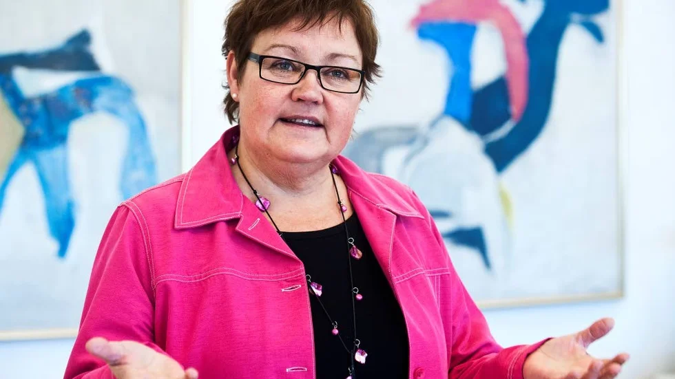 Två tomma händer. Kommunalråd Yvonne Stålnacke betecknar bristen på studentbostäder som "ett misslyckande". Hon tar fram ombyggationen på Radiomasten (ett 50-tal lägenheter, klar 2015) och Lindbäcks planerade bygge på campusområdet (ca 200 lägenheter, preliminär start hösten 2016) som två kommande satsningar i Luleå.