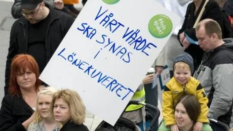 I dag går 3 500 sjuksköterskor ut i strejk för högre lön. Vårdfacket, liksom många andra kvinnodominerade yrken, har fått stå tillbaka under de senaste decenniets lönerörelser. Det måste bli ett slut på det.