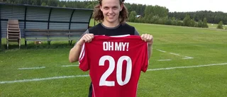 Oskar firade med att göra mål