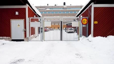 STÄNGT. Polisen tvingas transportera gripna till Boden och Piteå eftersom arresteringsavdelningen i Luleå är full.Foto: Linn Kangas Fantenberg