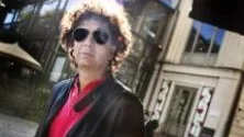 INSPIRERANDE. Mer reflekterande än tidigare. Magnus Uggla är tillbaka i gammal god form.